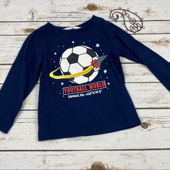 H&M Other - H&M T-shirt 2-4 Years Shirt Soccer Football World